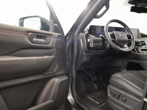 New 2026 Nissan Armada SL w/ Captain's Chari Seat Package AWD/4WD image 8