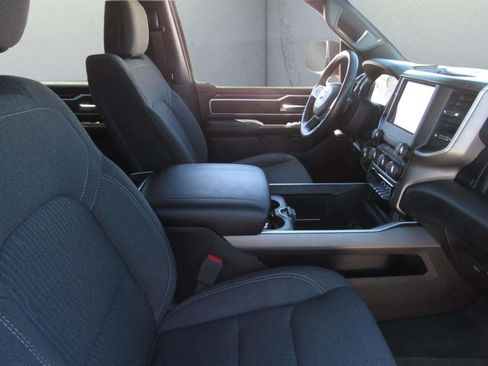 Used 2020 RAM 1500 Big Horn AWD/4WD image 8