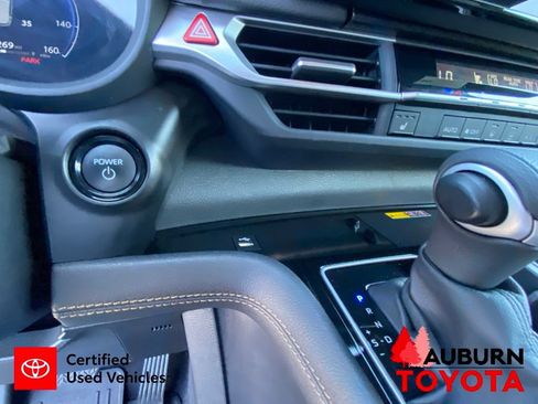 Certified 2025 Toyota Sienna XLE Woodland Edition AWD/4WD image 47