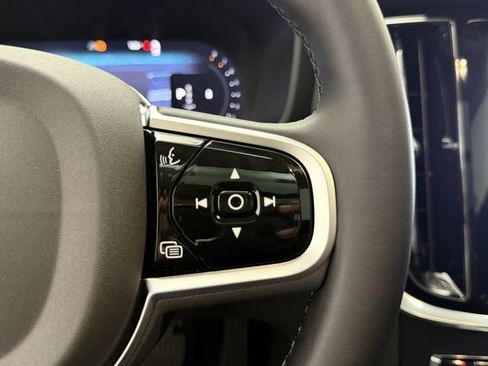 New 2026 Volvo V60 B5 Cross Country Plus w/ Protection Package Premier image 19