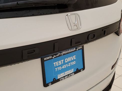 Used 2024 Honda Pilot TrailSport image 22