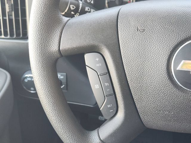 Used 2025 Chevrolet Express 3500 LS RWD image 31