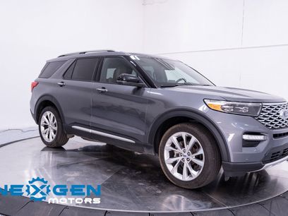 Used 2023 Ford Explorer Platinum w/ Technology Package