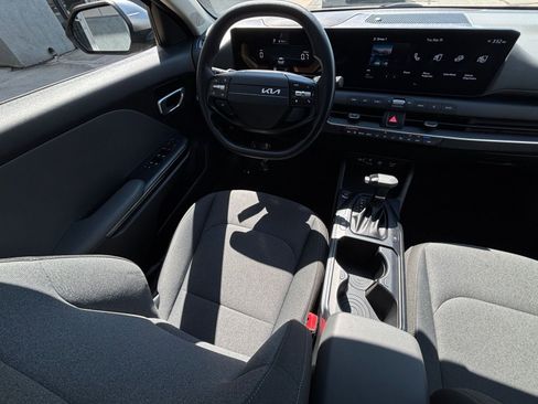 Used 2025 Kia K4 FWD image 34