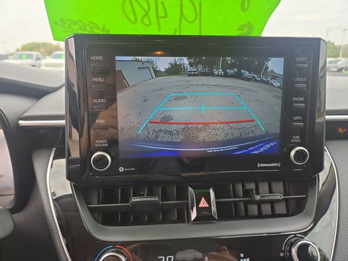 Used 2022 Toyota Corolla LE image 21