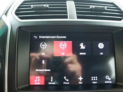 Used 2017 Ford Explorer Sport image 16