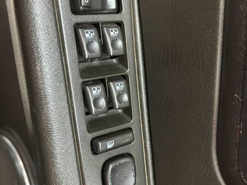 Used 2007 HUMMER H2 SUT Sport Utility Pickup 4D image 22