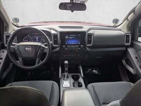 Used 2023 Nissan Frontier SV image 17