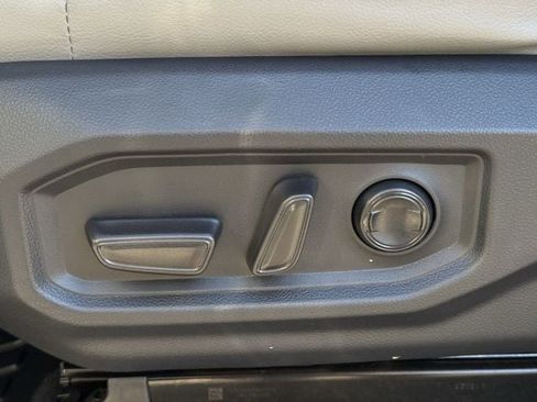 Used 2024 Toyota Tundra Limited w/ Power Package image 30