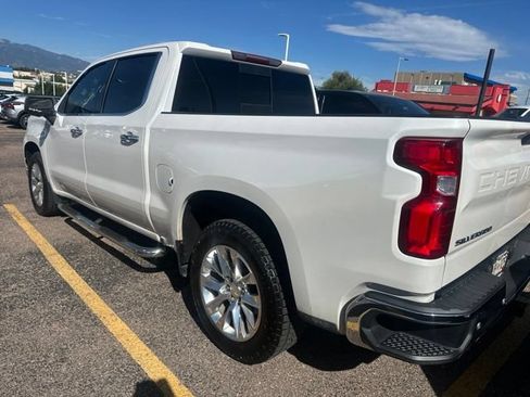 Used 2019 Chevrolet Silverado 1500 LTZ w/ LTZ Premium Package AWD/4WD image 5