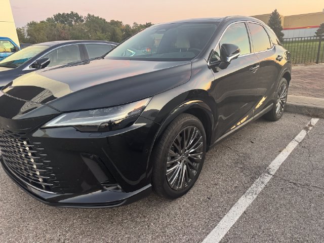 Used 2024 Lexus RX 350 w/ Convenience Package AWD/4WD image 4