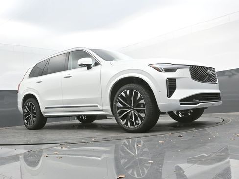 New 2026 Volvo XC90 B6 Ultra w/ Protection Package AWD/4WD image 37