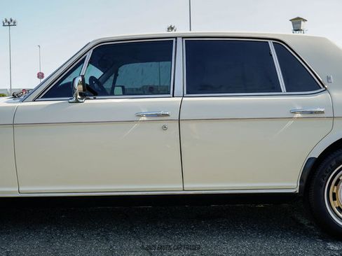 Used 1989 Rolls-Royce Silver Spirit RWD image 80