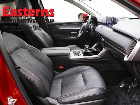 Used 2024 MAZDA CX-90 3.3 Turbo w/ Preferred Plus image 25