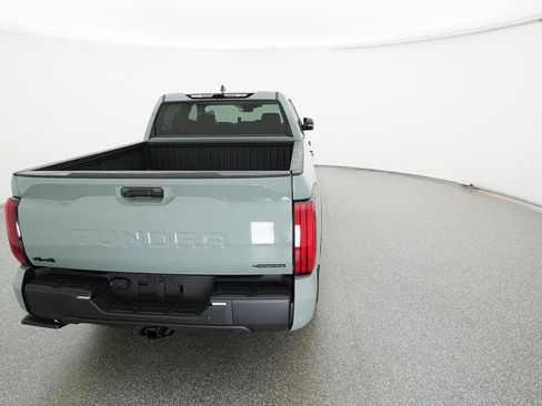New 2025 Toyota Tundra Limited AWD/4WD image 9