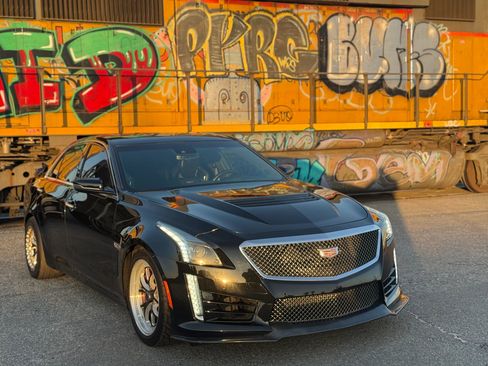 Used 2017 Cadillac CTS V w/ Luxury Package image 51