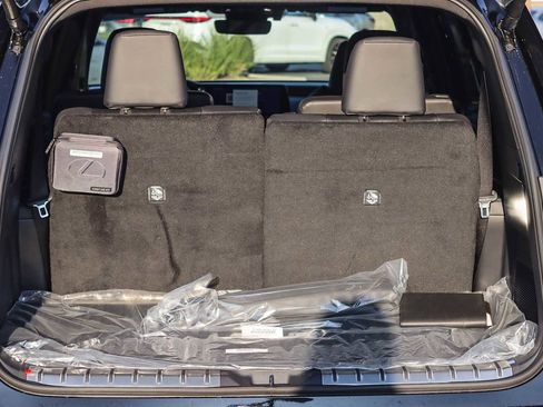 New 2026 Lexus TX 500h F SPORT Performance Premium image 11