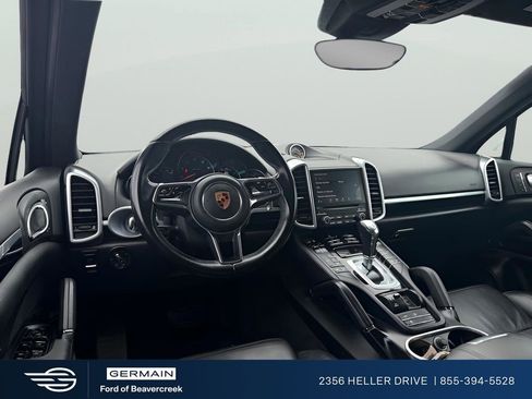 Used 2017 Porsche Cayenne Platinum Edition w/ Premium Package Plus (PJX) AWD/4WD image 19