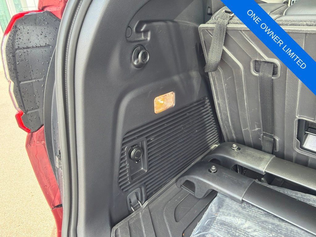 Used 2023 Subaru Ascent Limited w/ Technology Package AWD/4WD image 27