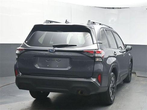 Used 2025 Subaru Forester Premium w/ Convenience Package #1 image 7