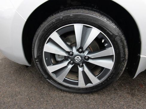 Used 2016 Nissan Leaf SV image 30