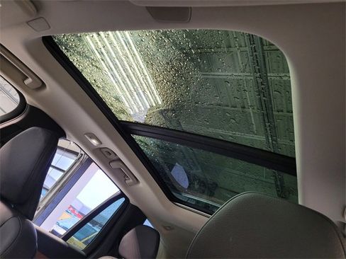 Certified 2025 Volvo XC90 B6 Plus image 11