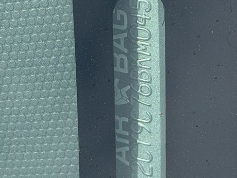 Used 2011 MAZDA Tribute i Sport image 27