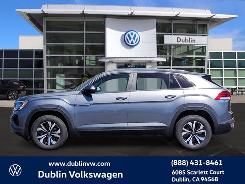 New 2025 Volkswagen Atlas Cross Sport SE image 7