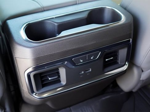 New 2026 GMC Sierra 1500 SLT image 27