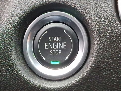 Used 2024 Chevrolet Colorado Trail Boss w/ Technology Package image 23