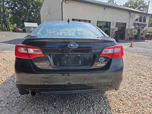 Used 2017 Subaru Legacy 2.5i Premium AWD/4WD image 6