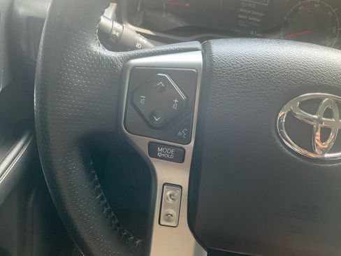 Used 2021 Toyota 4Runner SR5 AWD/4WD image 21