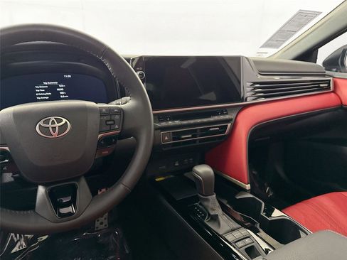 Certified 2025 Toyota Camry XSE image 33