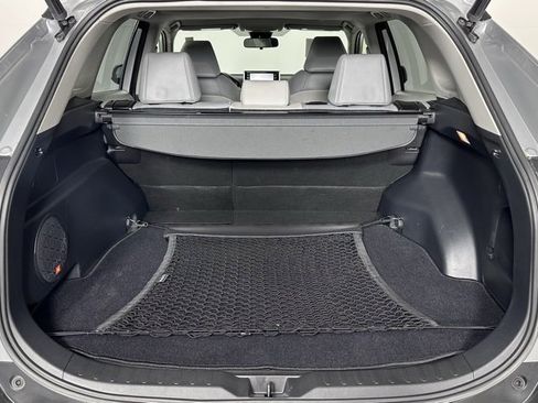 Used 2019 Toyota RAV4 XLE Premium image 27