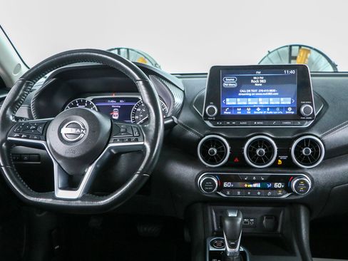 Used 2025 Nissan Sentra SV w/ All-Weather Package FWD image 17
