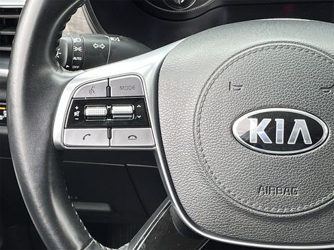 Used 2020 Kia Telluride EX w/ EX Premium Package image 12