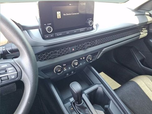 Used 2024 Honda Accord LX image 30