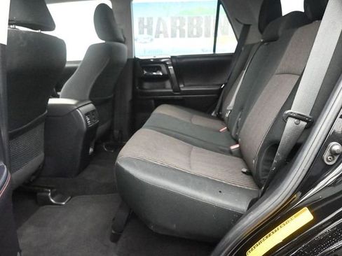 Used 2024 Toyota 4Runner TRD Off-Road image 9