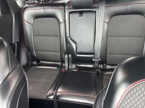 Used 2024 Ford Escape ST-Line image 30