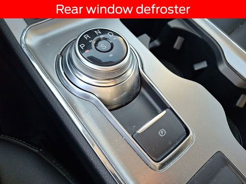 Used 2022 Ford Edge SEL w/ Convenience Package image 14