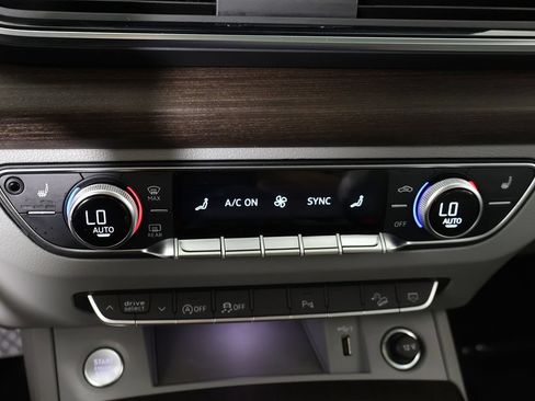Used 2022 Audi Q5 2.0T Premium AWD/4WD image 53