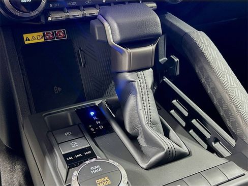 New 2025 Toyota 4Runner Limited image 16