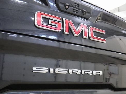 Used 2020 GMC Sierra 2500 AT4 w/ AT4 Premium Package image 10