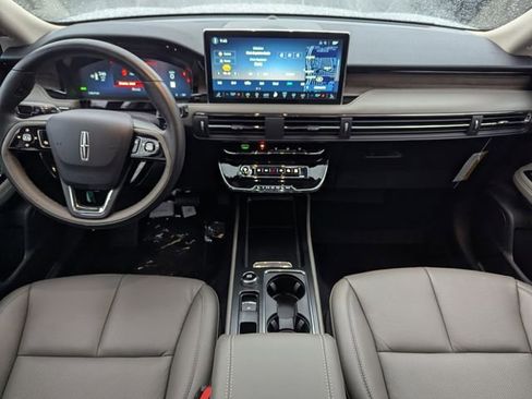 New 2026 Lincoln Corsair Grand Touring image 12