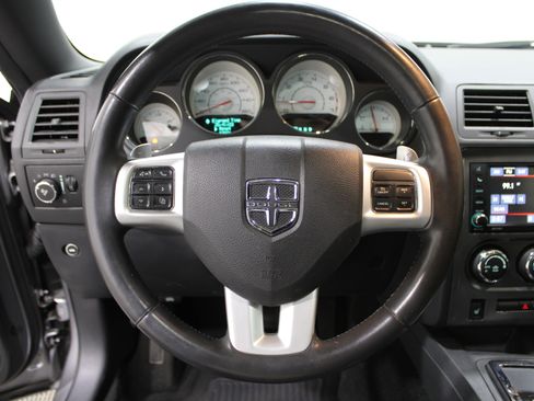 Used 2013 Dodge Challenger R/T Plus image 8