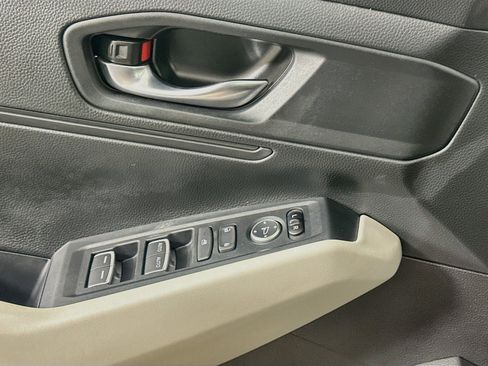 Used 2025 Honda Accord LX image 15
