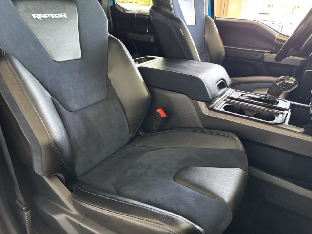 Used 2019 Ford F150 Raptor w/ Equipment Group 802A Luxury AWD/4WD image 7