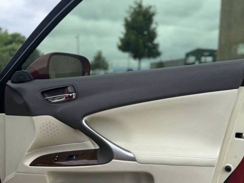 Used 2012 Lexus IS 250 w/ Premium Pkg Value Edition RWD image 10