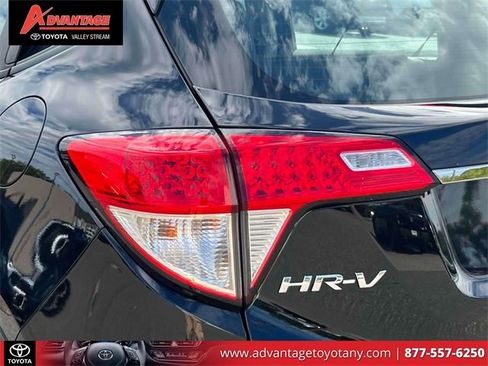 Used 2022 Honda HR-V LX image 16