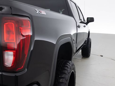 Used 2022 GMC Sierra 1500 Elevation image 14